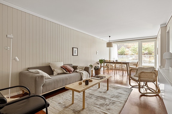 Elvenesvegen 36 presenteres av EIE eiendomsmegling, ved Marius Undheim Helvik og Gustav Brevik-Olsen.