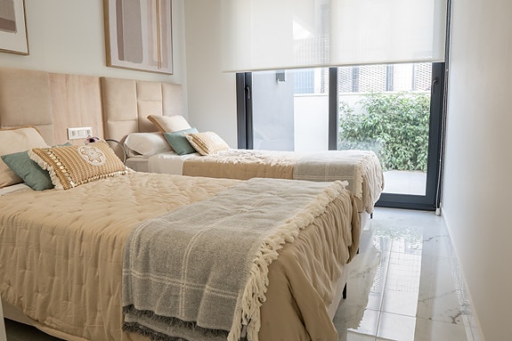 Villa med 5 soverom og privat basseng - Attraktiv beliggenhet - Møblert!