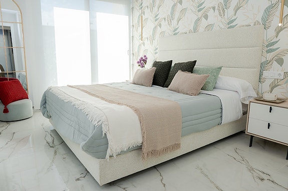 Villa med 5 soverom og privat basseng - Attraktiv beliggenhet - Møblert!