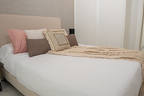 Villa med 5 soverom og privat basseng - Attraktiv beliggenhet - Møblert!