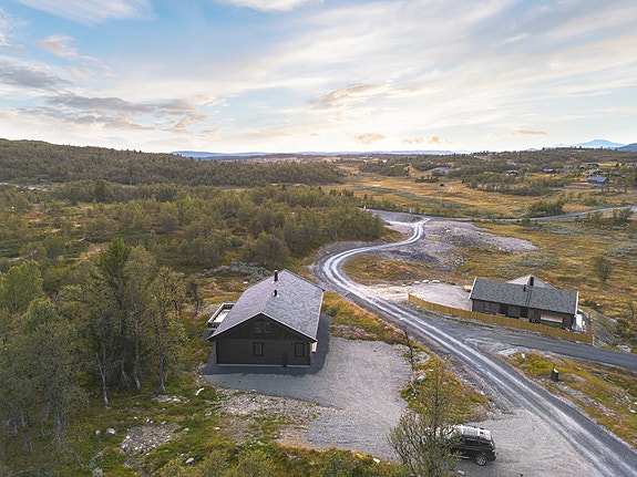 Vi har gleden av å presentere Feplassvegen 5, en eiendom presentert av EiendomsMegler1