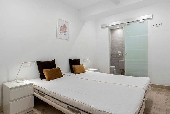 Romslig leilighet med stor terrasse - 4 soverom og 4 bad - Møblert og nær sentrum av La Cala de Mijas