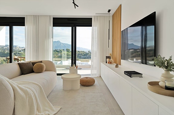 Ny toppleilighet med 3 soverom, stor terrasse og privat takterrasse