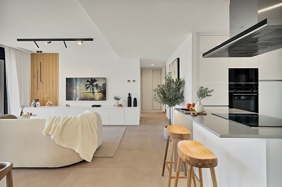 Ny toppleilighet med 3 soverom, stor terrasse og privat takterrasse