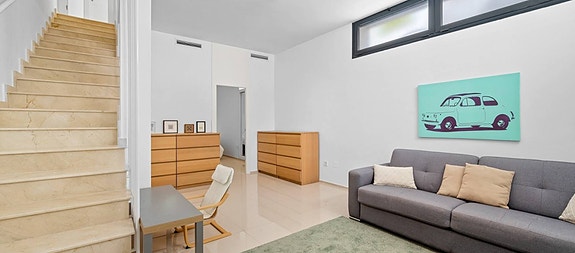 Moderne rekkehus med 3 soverom - Stor privat hage og takterrasse - Parkering