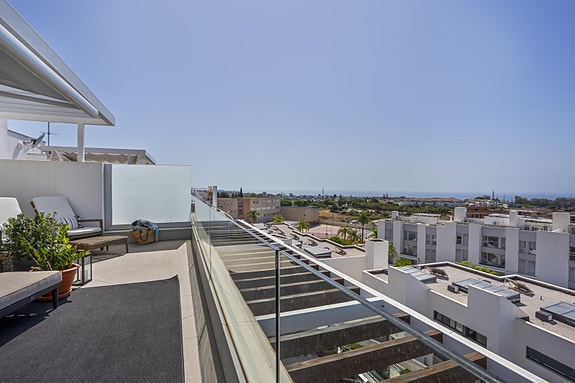 Penthouse med 3 soverom - Stor terrasse med fantastisk havutsikt - Flotte fellesområder!