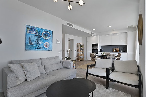 Penthouse med 3 soverom - Stor terrasse med fantastisk havutsikt - Flotte fellesområder!