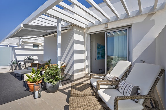 Penthouse med 3 soverom - Stor terrasse med fantastisk havutsikt - Flotte fellesområder!