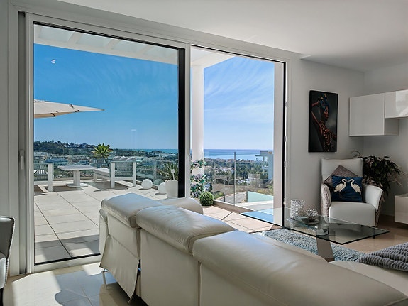 Eksklusiv penthouse med 4 soverom - Privat basseng, takterrasse og panoramautsikt