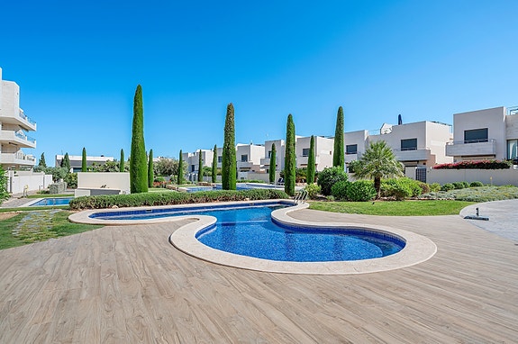 Attraktiv leilighet med 3 soverom - Nær både strand og golf - Møblert