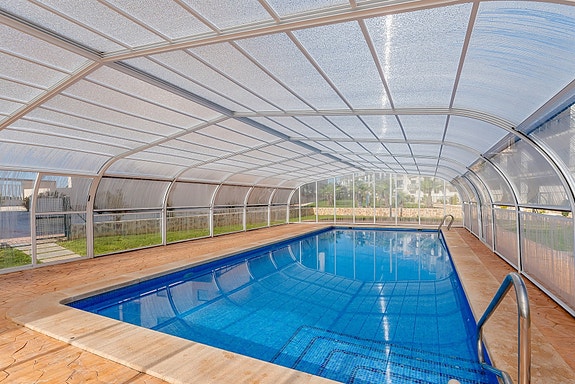 SOLGT! Moderne sørvendt leilighet | Romslig terrasse og god beliggenhet | Fullt møblert!