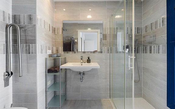 Sea Senses - Eksklusiv hjørneleilighet med 3 soverom, panoramautsikt og wow-faktor!