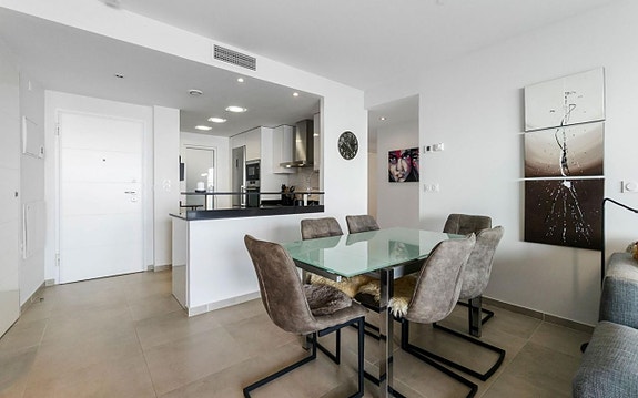 Sea Senses - Eksklusiv hjørneleilighet med 3 soverom, panoramautsikt og wow-faktor!