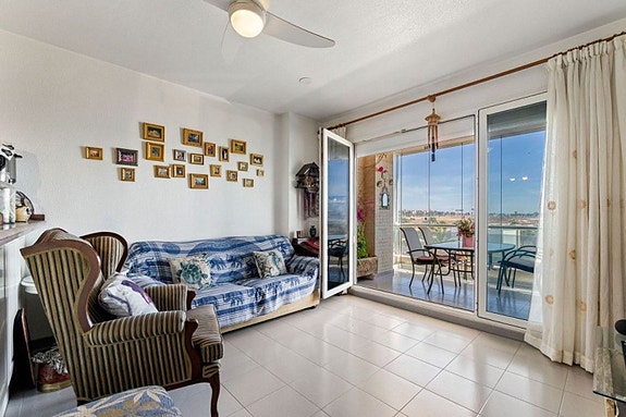 Leilighet med 3 soverom og spektakulær havutsikt - Første linje i Playa Flamenca