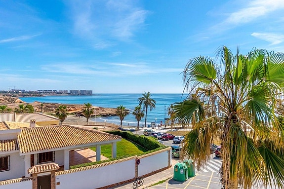Leilighet med 3 soverom og spektakulær havutsikt - Første linje i Playa Flamenca