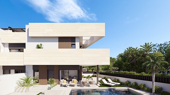 Svært eksklusiv villa med 3 soverom | Stort uteområde med privat basseng | Høye kvaliteter