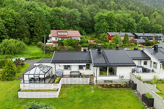 NBBO Eiendomsmegling v./ Martin Morken Hjertås ønsker velkommen til visning!
