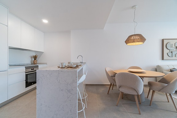 Ny eksklusiv leilighet med stor terrasse - 33m2  | Svært attraktiv beliggenhet - kun 400 m fra sjøen