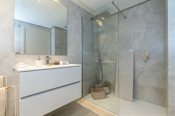 Penthouse i La Cala Golf Resort - 3 soverom, takterrasse, sjøutsikt og eksklusive fasiliteter