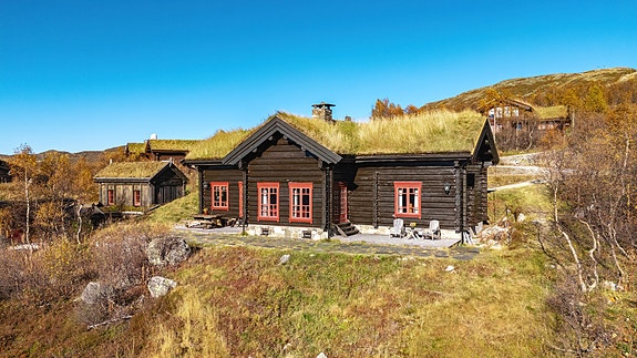 Velkommen til Ålmannåsen 8, presentert av Privatmegleren v/Leiv Helge Kaldheim.