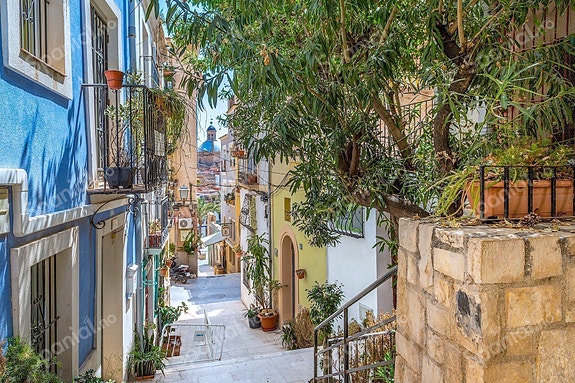 Rekkehus med 3 soverom | Hage og terrasse | Parkering for 2 biler | Flott fellesområde med basseng!