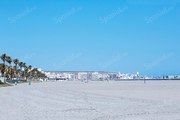 Ny moderne leilighet med 3 soverom og 2 bad | Terrasse | Flotte fellesområder!