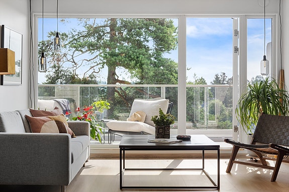 Velkommen til Furulia 16 - En flott leilighet som bør oppleves - Presentert av Marie Malén Frogner, Eiendomsmegler 1