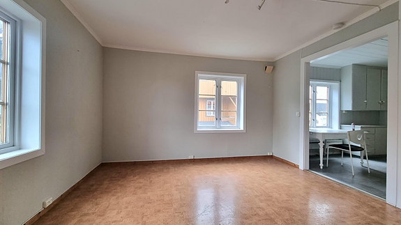 Godt med lysinnslipp på stuen