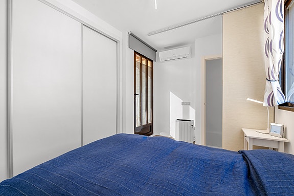 Strøken leilighet med 3 soverom og 2 bad - Privat takterrasse, solrike uteplasser og bassengområde