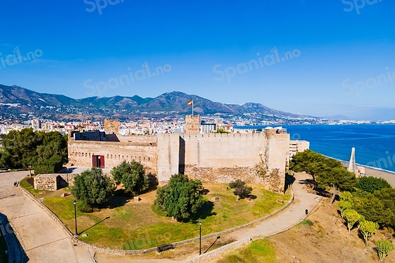 Ny 3-roms leilighet med stor terrasse | Parkering | Perfekt for utleie