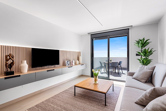 Penthouse med stor takterrasse, utsikt til La Mata-lagunen og tilgang til spa, gym og bassengområde - Turistlisens