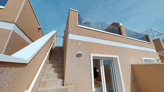 NYBYGG! Moderne rekkehus med attraktiv beliggenhet | Stor hage | 3 soverom og 2 bad | Takterrasse | Flotte fellesområder