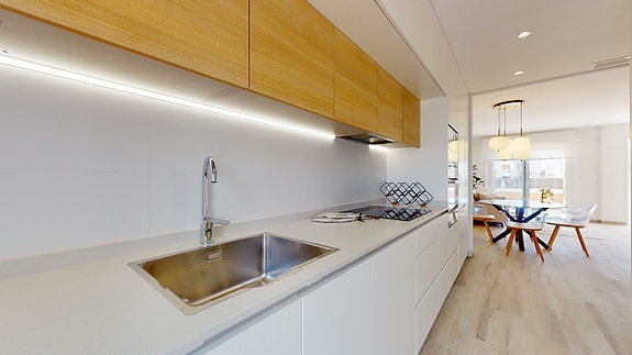 NYBYGG! Moderne rekkehus med attraktiv beliggenhet | Stor hage | 3 soverom og 2 bad | Takterrasse | Flotte fellesområder