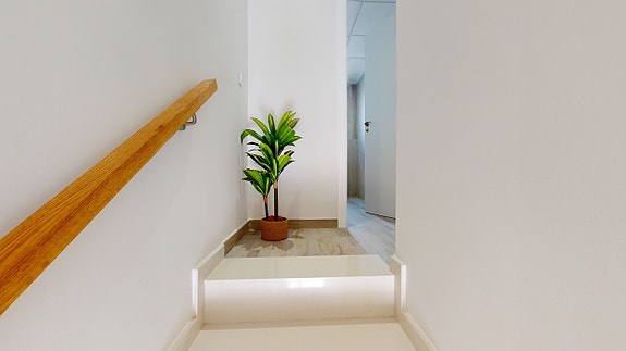 NYBYGG! Moderne rekkehus med attraktiv beliggenhet | Stor hage | 3 soverom og 2 bad | Takterrasse | Flotte fellesområder