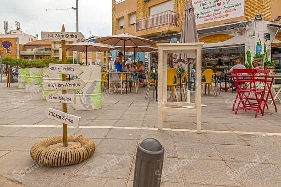 Moderne toppleilighet med 2 soverom - Bare 100 meter fra stranden