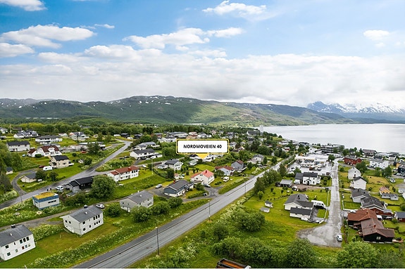 Ønsker du å bo sentralt i Bjerkvik? Da må du ta en titt på denne eiendommen!