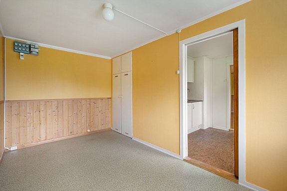 Rom i underetasje (Rommet er ikke omsøkt og godkjent for varig opphold)