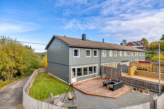 Velkommen til Jærnesheia 50E v/ Ole Jakob Seglem i Aktiv Eiendomsmegling Kristiansand!