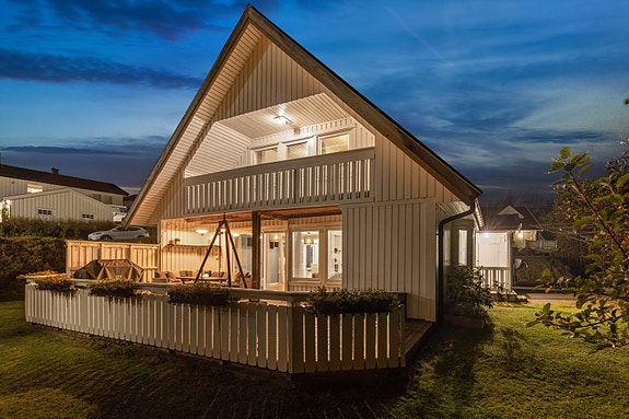 DNB Eiendom ved Ann-Kristin Salvesen har gleden av og presentere Kvartsveien 18!