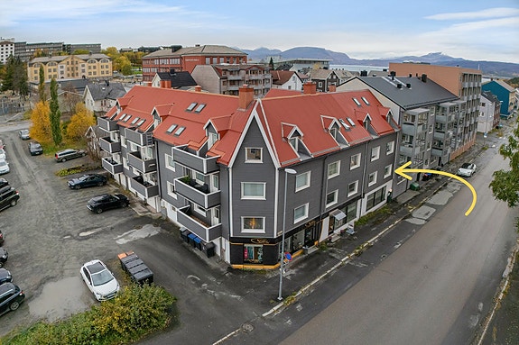 Selveierleilighet som ligger attraktivt til på Frydenlund og er sentrumsnær.  Her har du alt du trenger innen kort gangavstand