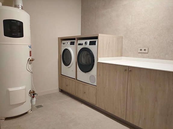 Nyhet | Moderne familiebolig med 4 soverom og stor underetasje - Mulighet for ekstra soverom