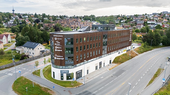 Velkommen til Dybdahlsgården!