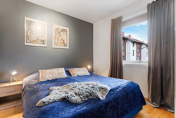 Soverom 2 - Soverommet har gode møbleringsmuligheter