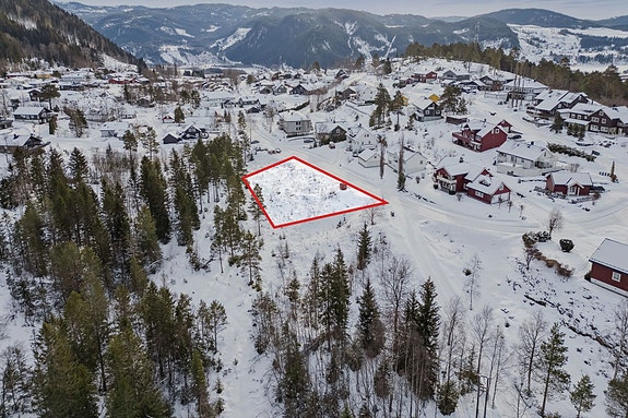 EIE eiendomsmegling har gleden av å presentere denne store boligtomten på Støren!
Foto: Robin Syrstad