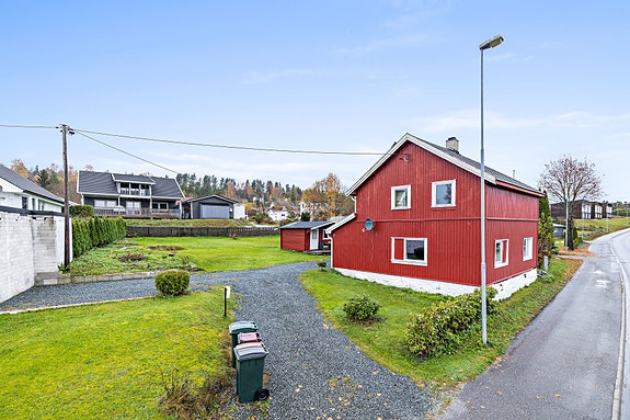 Ida Schjølberg v. EIE eiendomsmegling ønsker velkommen!