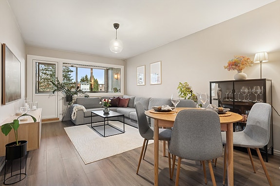 Lokalmegler Ilaf Hamad ønsker deg velkommen til Rødtvetveien 67 - en pen 3-roms andelsleilighet i et veletablert nabolag på Rødtvet i Oslo.