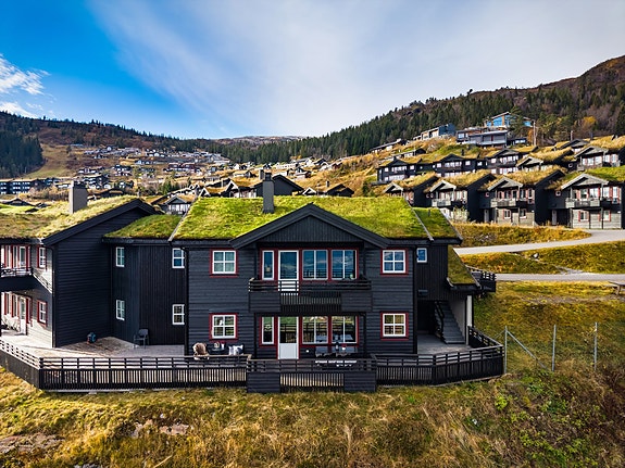 Tråstølsvegen 185 presenteres av Aktiv Voss v/Vegard Fjose.