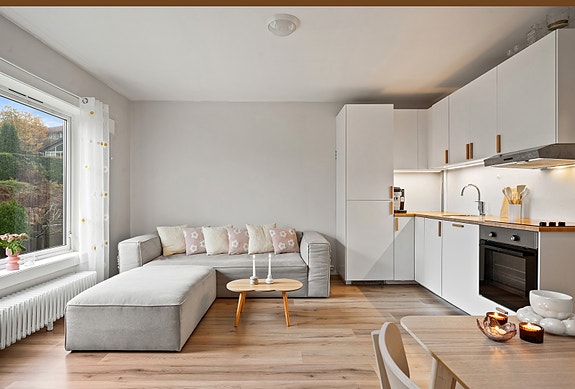 Velkommen til Paul Holmsens vei 16H - Trivelig 2-roms leilighet i 3. etasje sentralt ved Christianslundkrysset