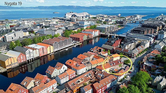 Nygata 19 ligger sentralt på Nedre Bakklandet.