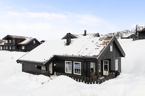 PrivatMegleren har nå gleden av å presentere Rådyrvegen 19 - En lekker hytte med flott beliggenhet midt i skieldorado